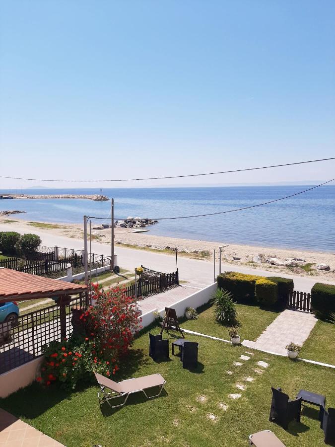 니키티 Christina'S Sea House 아파트 외부 사진